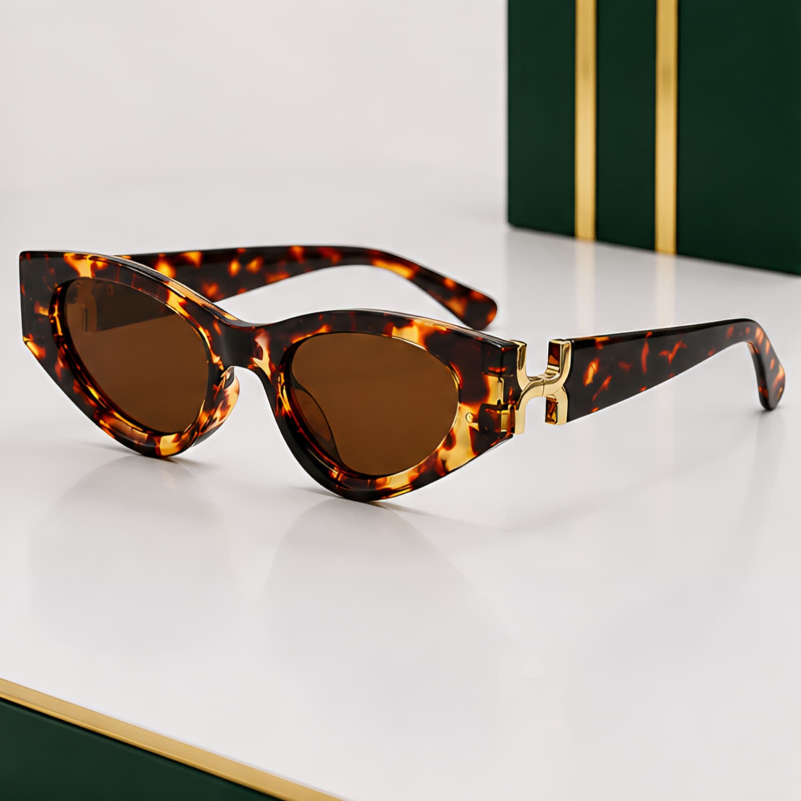 Vintage Cat Eye Sunglasses for Women, Luxury Fashion UV400 – 2026
